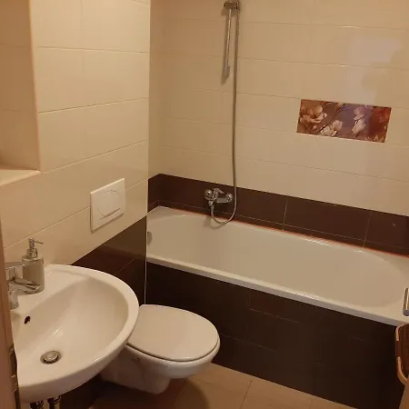 Апартаменти Apartament Брашов
